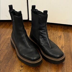 Sam Edelman Chelsea Boot